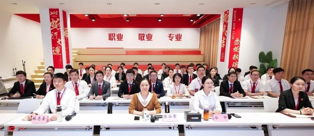 評(píng)估是起點(diǎn)，落地是終點(diǎn)！4月上旬，集團(tuán)共32個(gè)優(yōu)質(zhì)投資選址項(xiàng)目通過評(píng)估