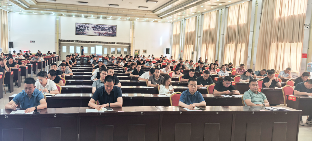 規(guī)模超200人！上海東方龍商務(wù)集團應(yīng)邀為甘肅慶陽慶城縣做專業(yè)招商實戰(zhàn)培訓(xùn)